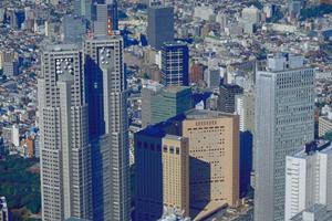 規制対象企業を支援する三誠株式会社とは